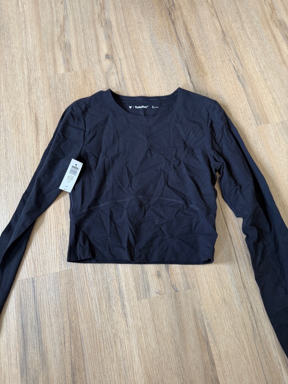 TNA Aritzia Black Long Sleeve Crop Top
